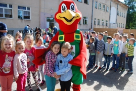 Elabika chodzące maskotki producent Orzeł Piastek Powiat Choszczeński