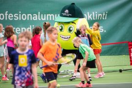 Strój do tenisa Piłka tenisowa VTA